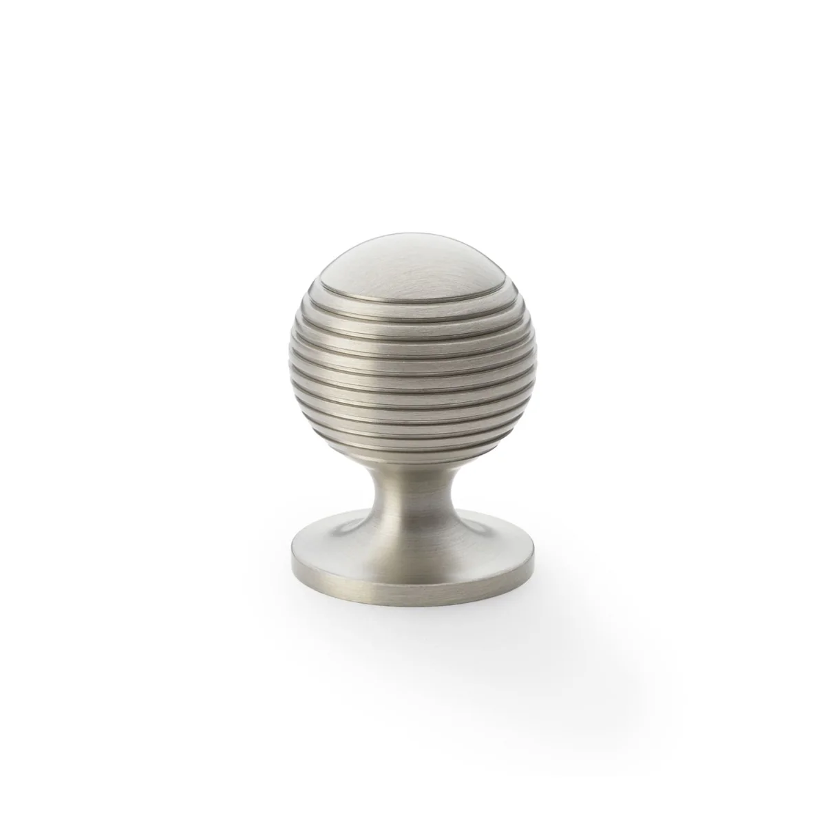 Alexander and Wilks Caesar Cupboard Knob on Round Rose - Image 13