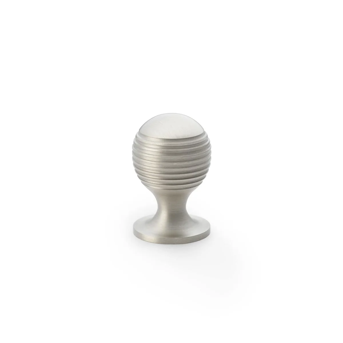 Alexander and Wilks Caesar Cupboard Knob on Round Rose - Image 7