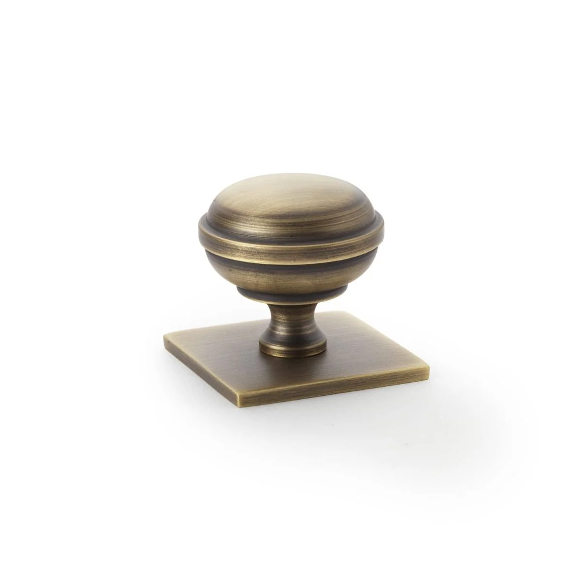 Alexander and Wilks Quantock Cupboard Knob on Square Backplate - Image 7