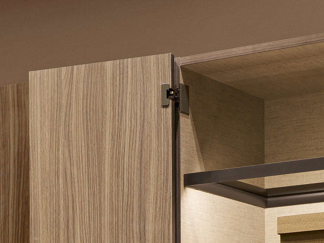 Salice Conecta Concealed Hinge – CQAIJE Series (180° Opening) - Image 5
