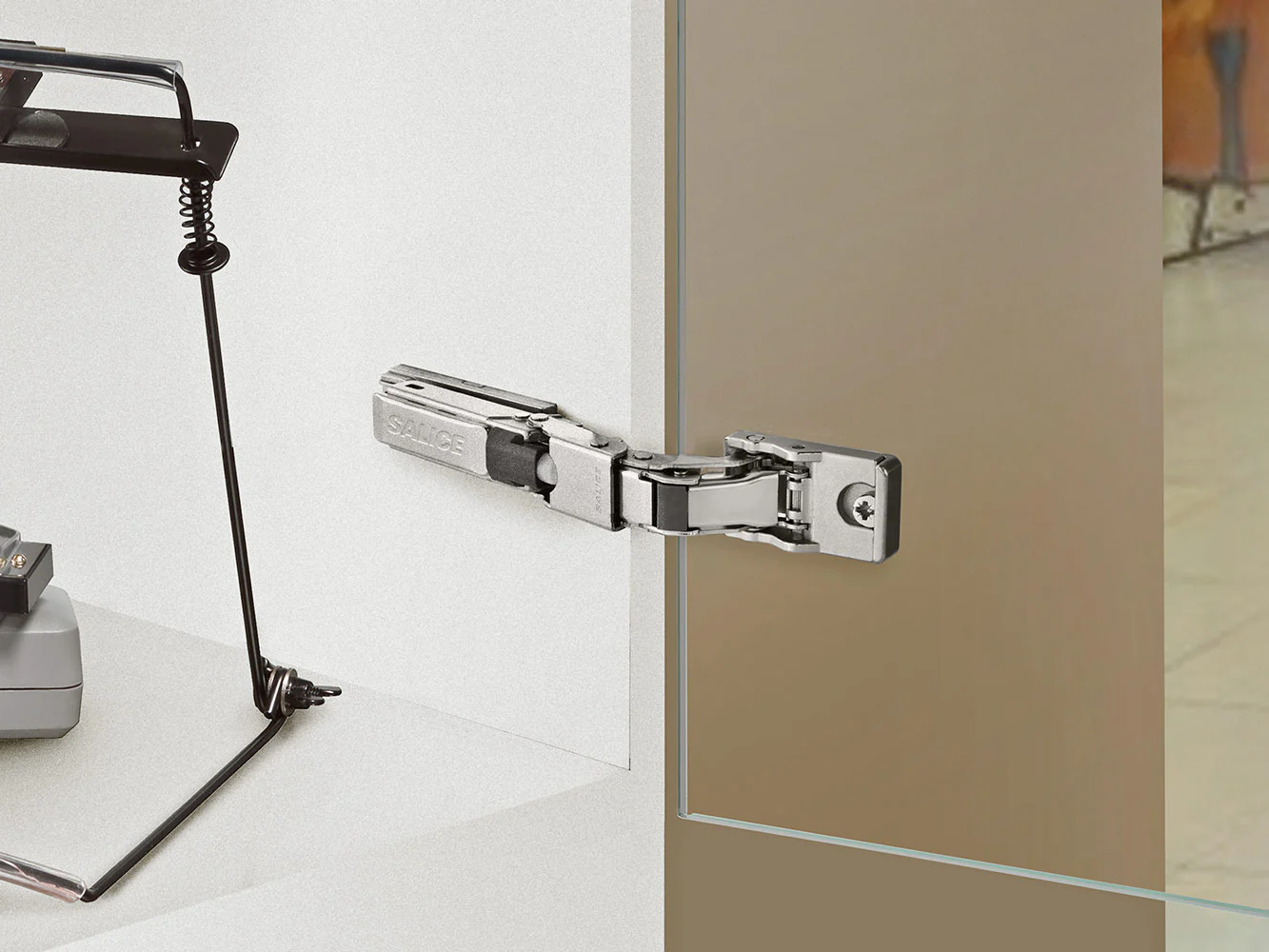 Salice Universal Silentia+ Soft Close Hinge 110° for GLASS Doors - CBG2AE9 - Image 3