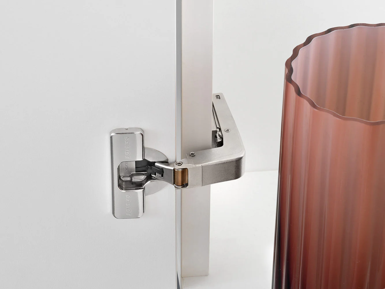 Salice Silentia+ Series 700 Soft Close 110° Long Crampon Hinge 48mm Centres - C7A6NE9AM - Image 3